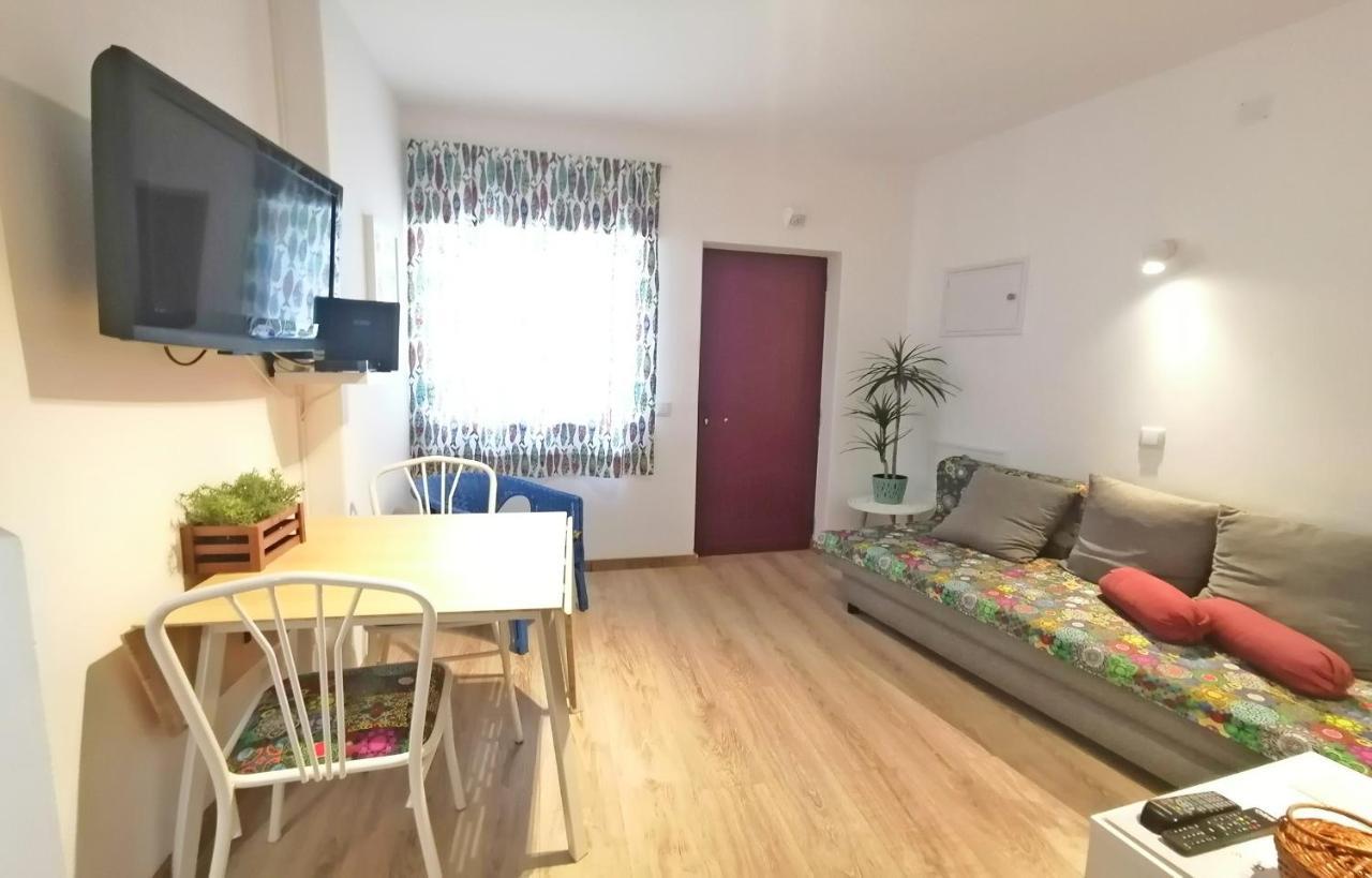 A41 - Olive Tree Street 1 Bed Flat Apartment Лагос Екстериор снимка